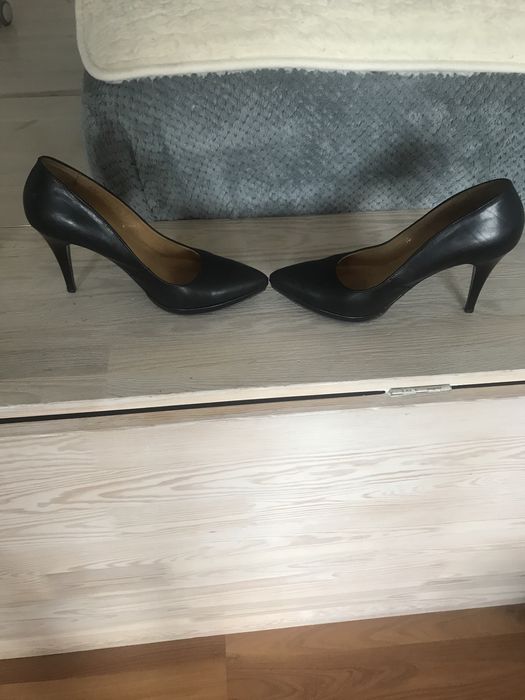 Czarne szpilki Ryłko estima rozmiar 39