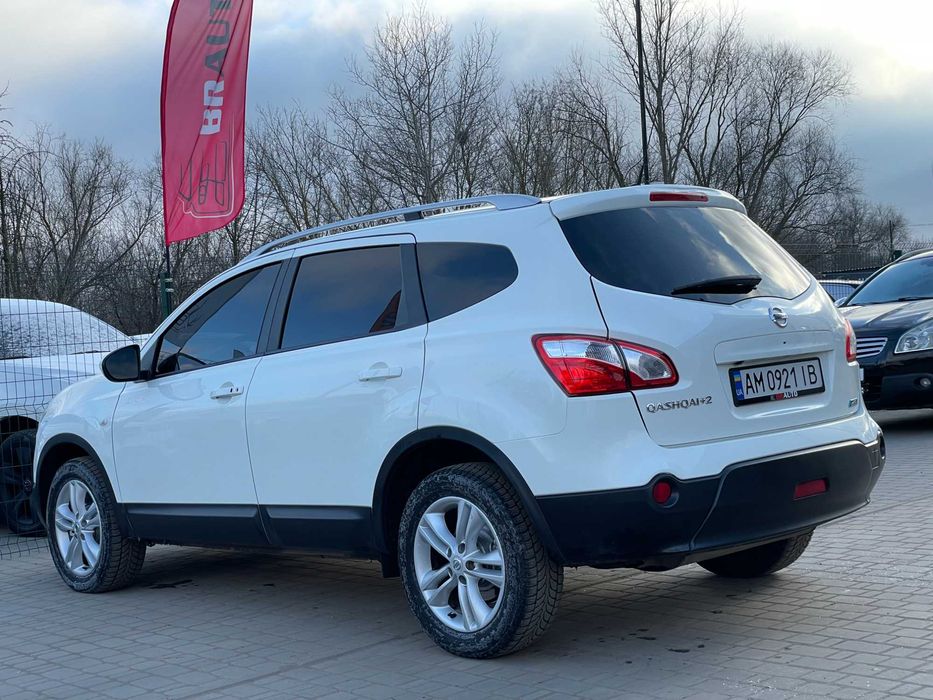 Nissan Qashqai+2 2013