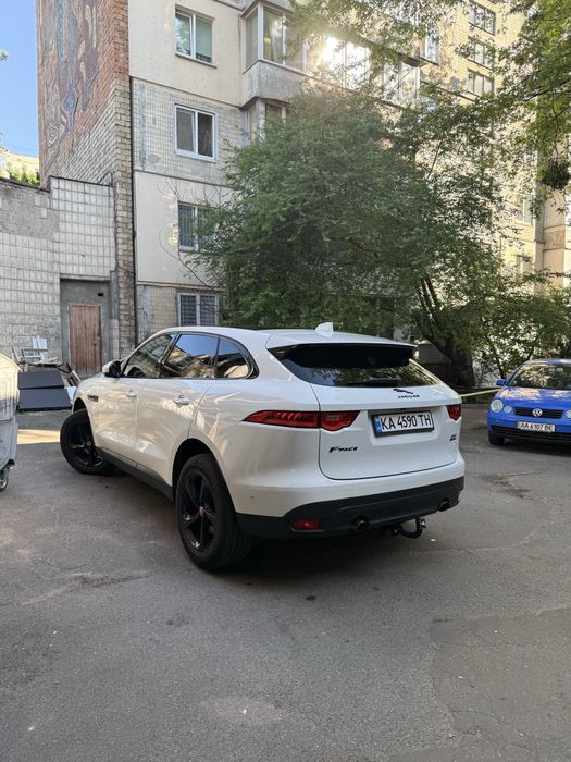 Продам свій Ягуар F-Pace 2019 року
