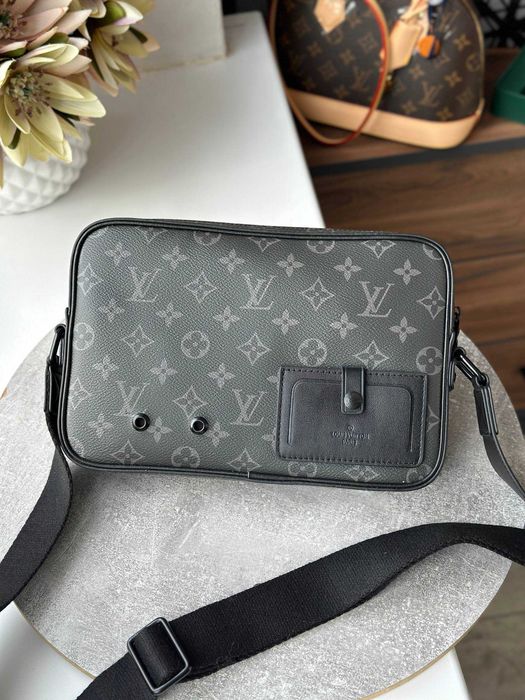 Мужская сумка через плечо мессенджер Louis Vuitton Alpha