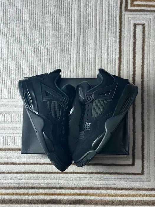 Jordan 4, czarne  .39