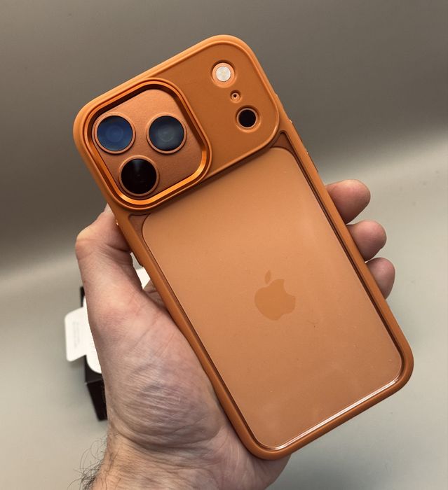 Чехол на iPhone 17 Pro Max Silver, 17 Pro Black, 17 Pro Max Orange
