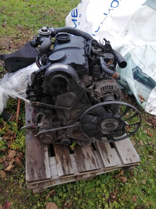 Silnik 1.9tdi 115 komplet ze skrzynią biegów