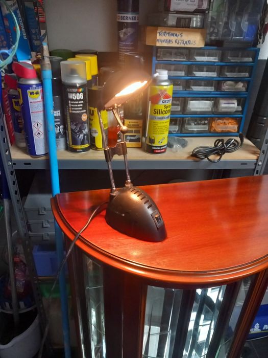 Candeeiro de secretária