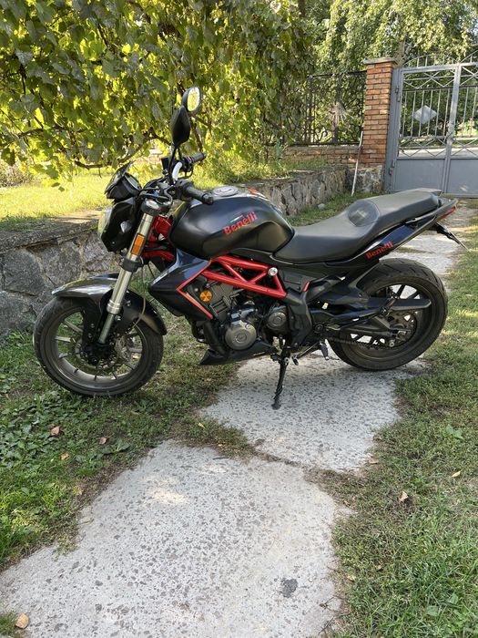 Продам мотоцикл Benelli tnt 300 Бенеллі тнт 300