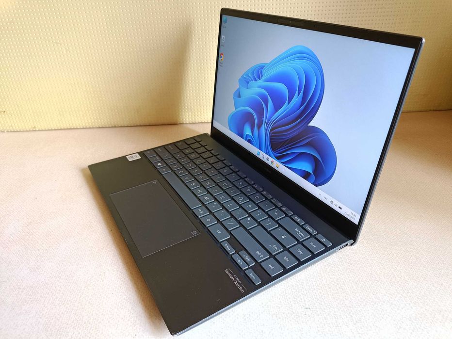 Asus ZenBook UX425JA i3-1005G1/8Гб/SSD256/14"