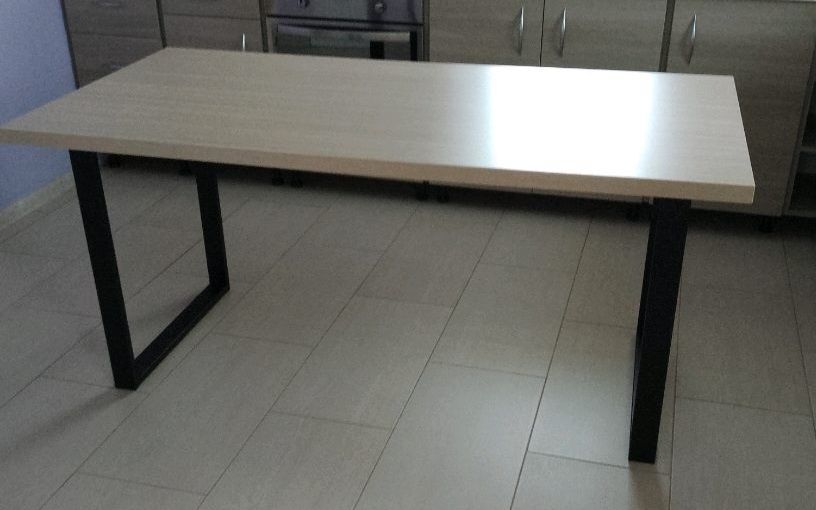 Stół 80/160 wys. 74 nogi metal