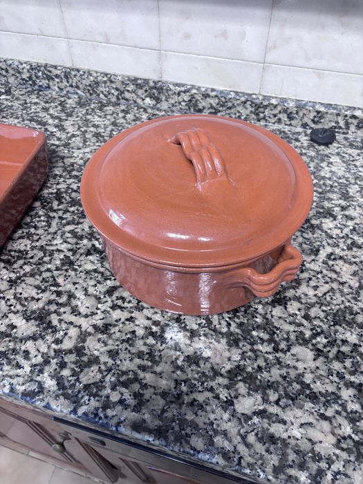 Forma e panela de Barro