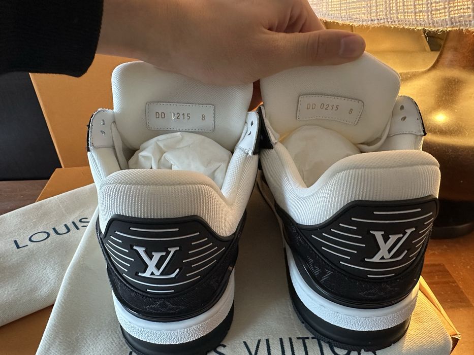 Louis Vuitton Trainer Pretos Novos