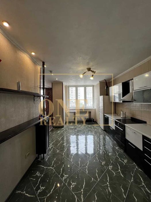 Продаж 2к квартири 88 кв. м Позняки, ЖК Корона, ТЦ River Mall