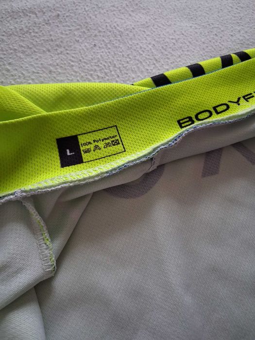 Koszulka kolarska - Tinkoff Saxo Bank (BodyFit Pro, rozm L)