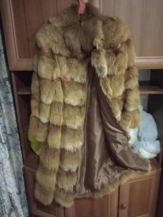 Шуба ЛИСА натуральная новая