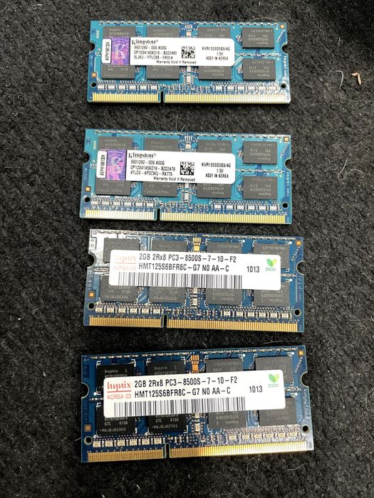 Conteúdo de vários imacs desmontados