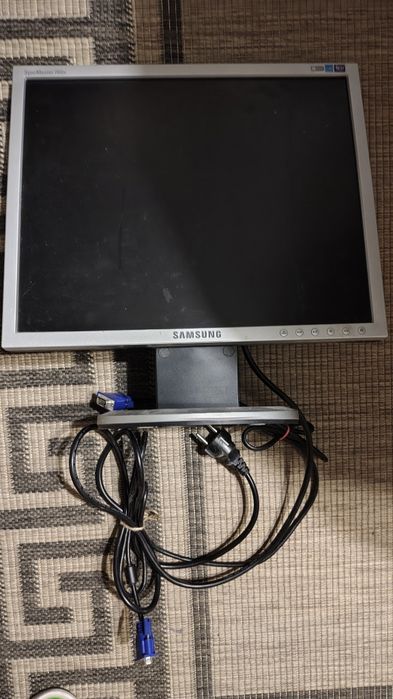 Monitor komputerowy  19 cali