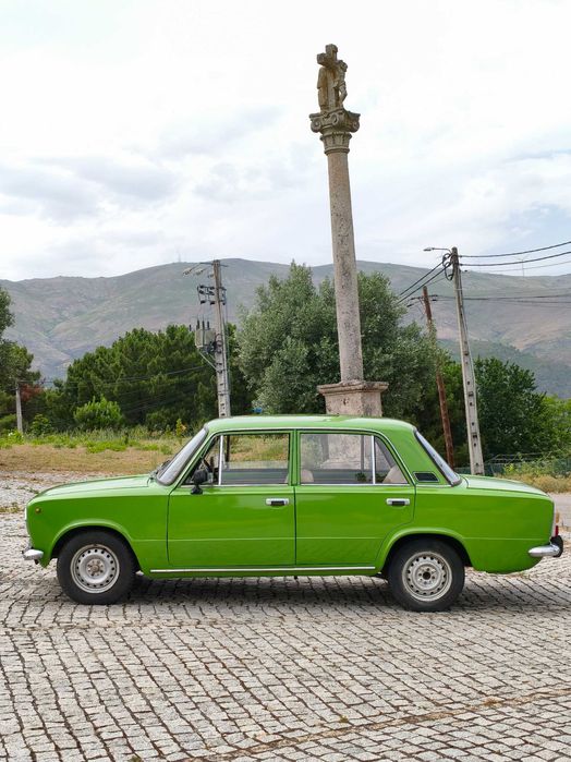 Fiat 124 ( Clássico)