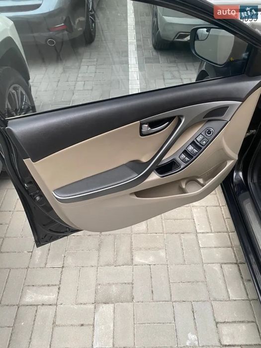 Продам Hyundai Elantra 1.8 Limited