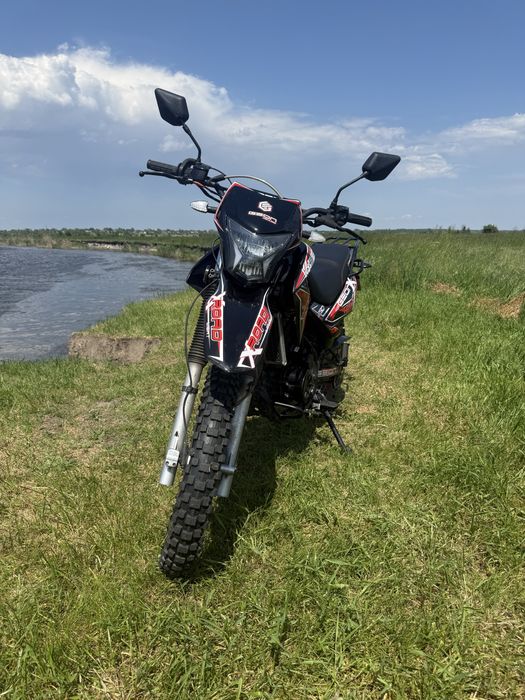 Мотоцикл Geon X-Road Light 250