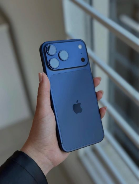Iphone 17 pro Max 512Gb azul rigorosamente novo em caixa com fatura