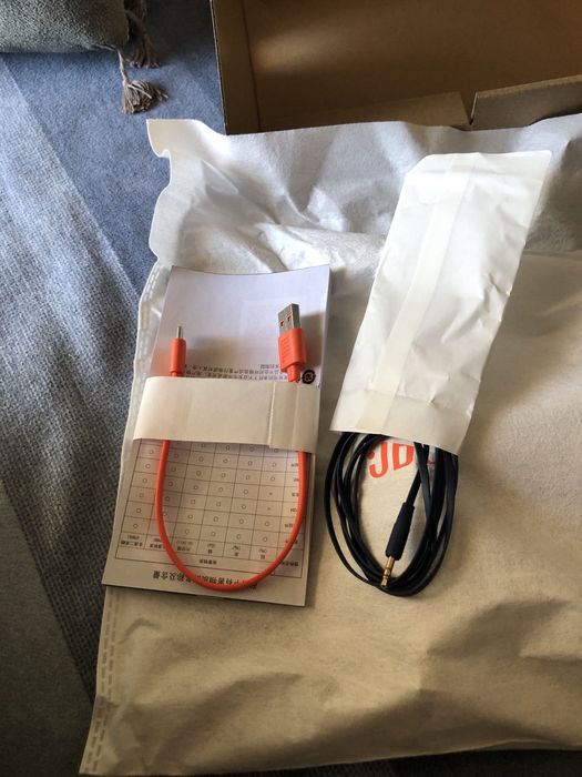 Fones jbl tune 720bt