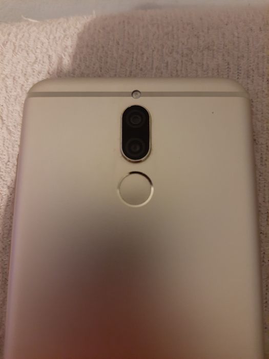 Telefon Huawei Mate10 lite