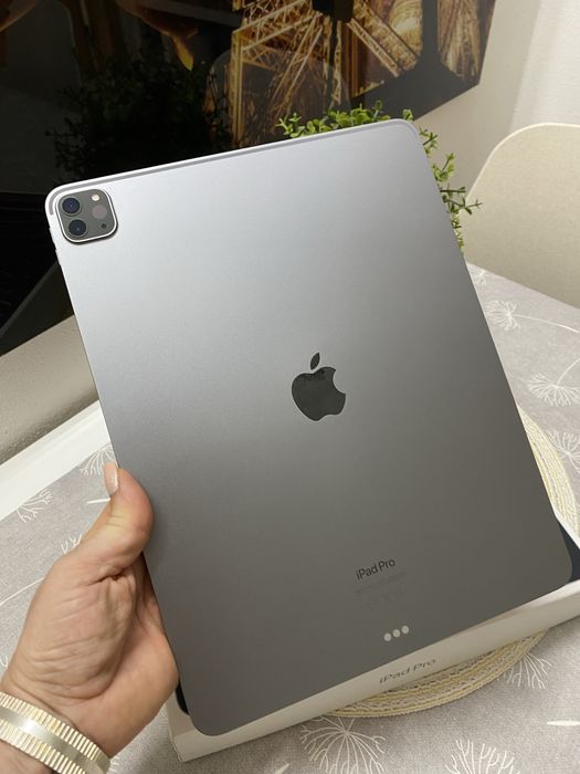 iPad Pro || 12.9” || 6a Geração || 512 GB || Fatura e Garantia!
