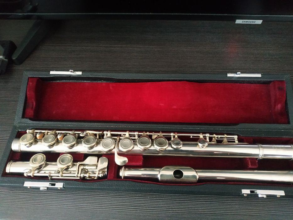 Флейта Altes ( Японія)