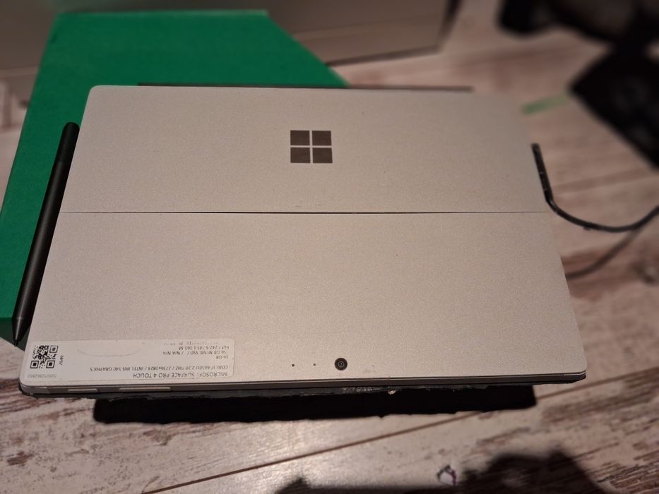 2w1 laptop tablet Microsoft surface pro 4 + Surface Pen + klawiatura Z