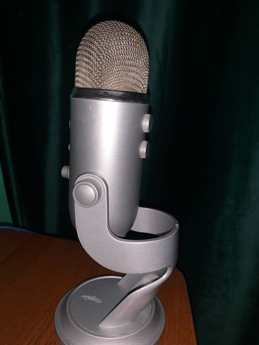 Мікрофон Blue Yeti Silver для Подкастів, Ютуб Відео