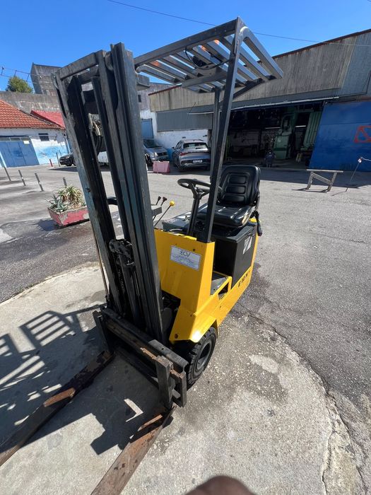 Empilhador a bateria 1000kg