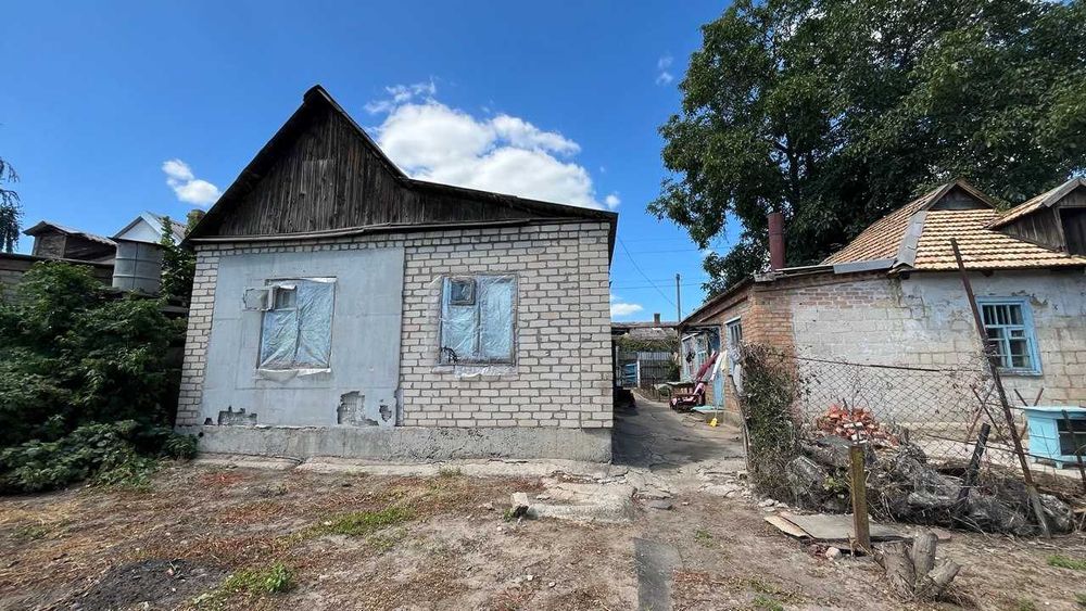 Продаж двох 3к будинків на 44 кварталі