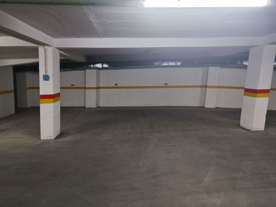 Lugar de garagem  em condomínio