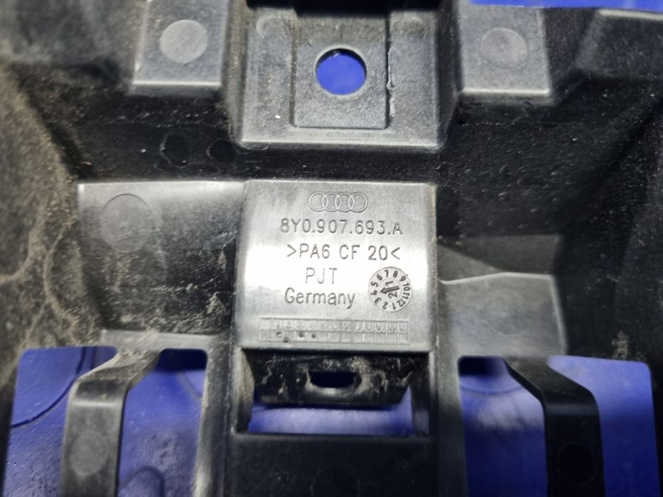 RADAR sensor odległości ASYSTENT zmiany pasa ruchu AUDI A3 8Y OEM | 2Q0907685E