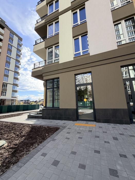 Оренда комерційного приміщення 66 м на Симоненка 38 Krona Park 2