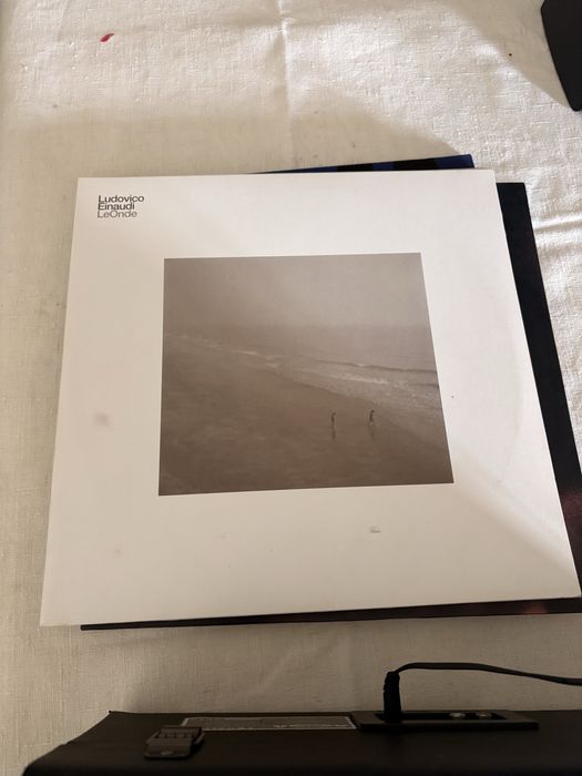 Crosley Caixa Vinil + 7 discos (40€ leva tudo!)