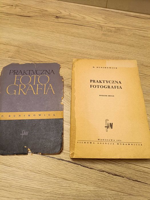 Fotografia - stare książki  7szt