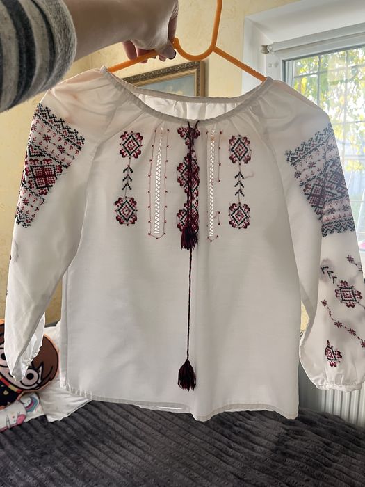 Вишиванка для дівчинки