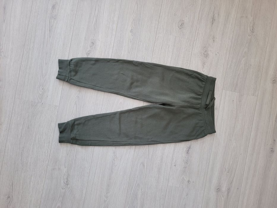Dres H&M w roz. 140