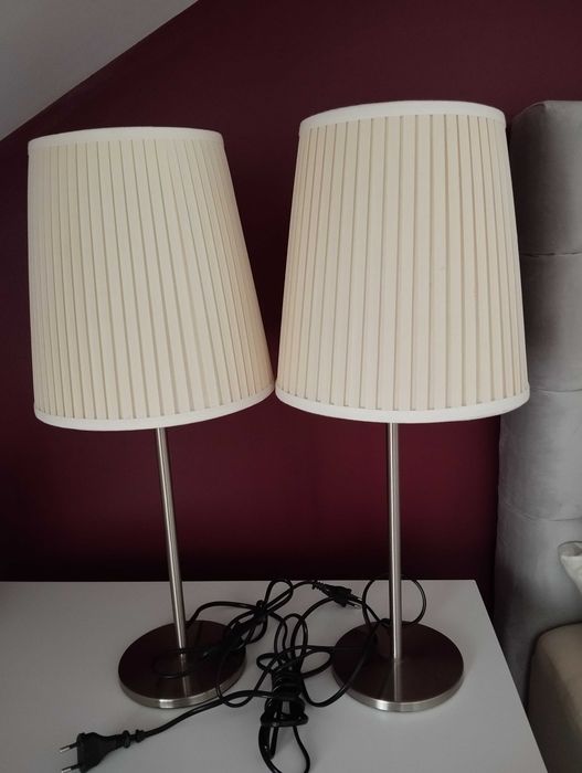 Komplet oświetleniowy do sypialni z e sklepu Ikea