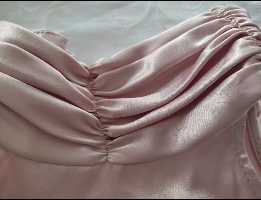 Top cetim cor de rosa