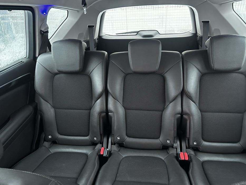 Renault Espace V 1.6 160 km 2018 rok 7 osob