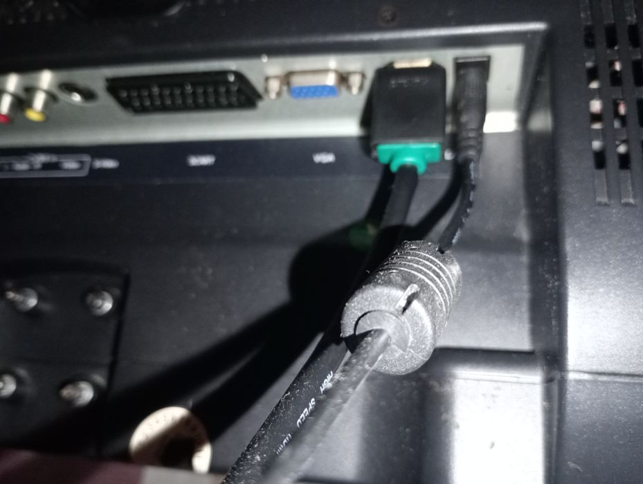 DEX LD-2220 з вбудованим DVD player