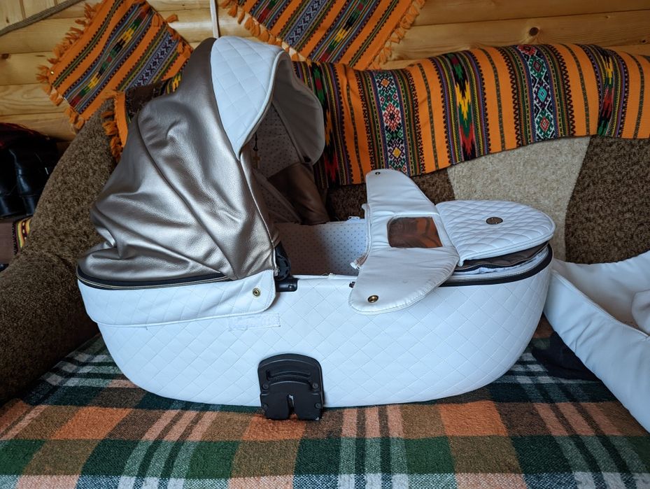 Продаю коляску трансформер 2в 1