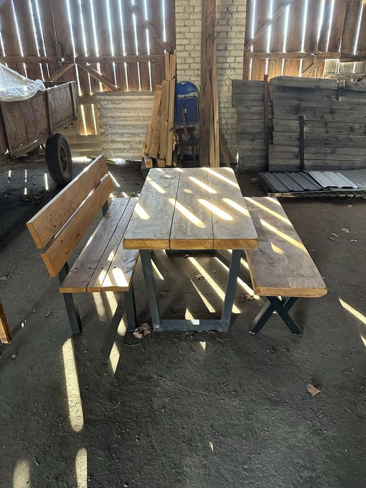 Ręcznie wykonany zestaw ogrodowy – stół + 2 ławki