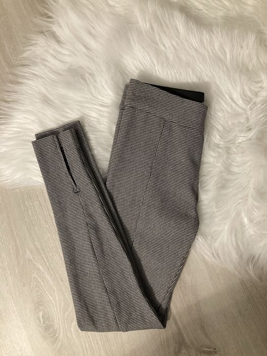 Damskie spodnie H&M HM 32 34 XXS XS biało-czarna krata