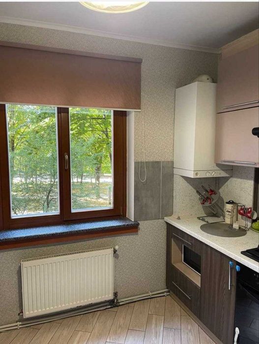 3-кімнатна квартира з АВТОНОМНИМ опаленням на Малікова