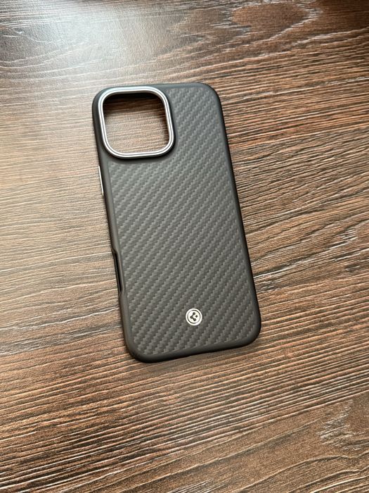 Чохол Spigen Enzo Aramid iPhone 16 Pro Max Black / Silver