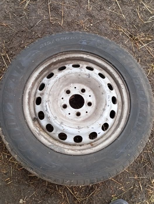 Диски на Віто на 16