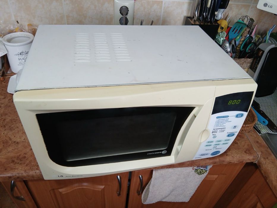 Микроволновка LG.Рабочая