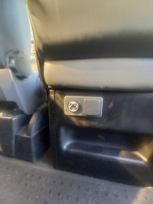 VW Trasporter T5 1.9 TDI Camperizada
