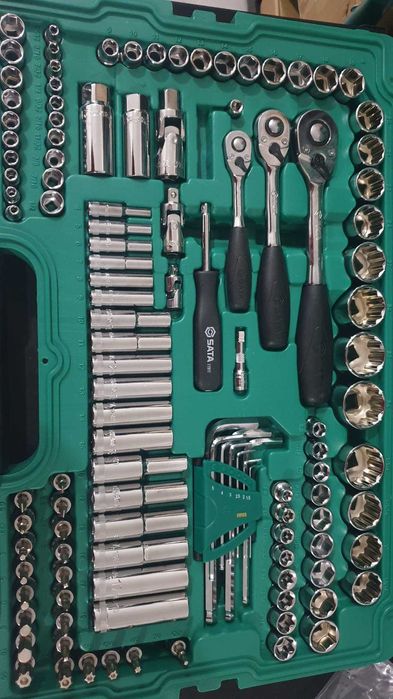 Conjunto de ferramentas 150 peças de 1/4" e 3/8" e 1/2" SATA